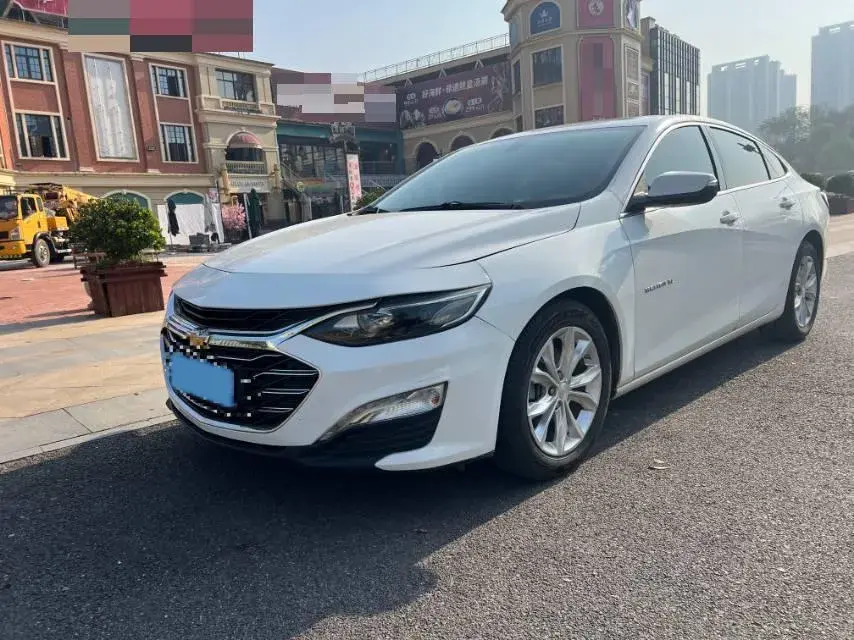 2019 CHEVROLET MALIBU view 1