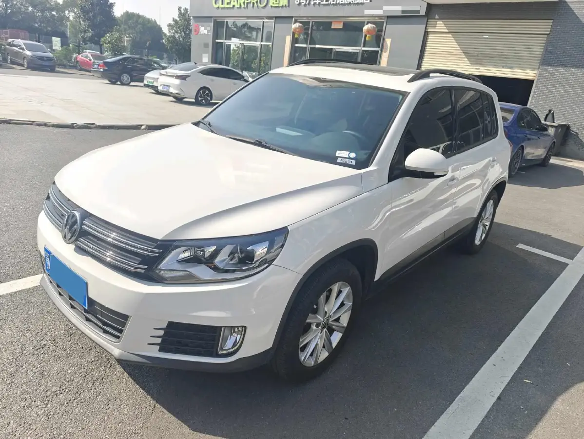 2017 Volkswagen Tiguan 1.8T 160HP L4 6AT
