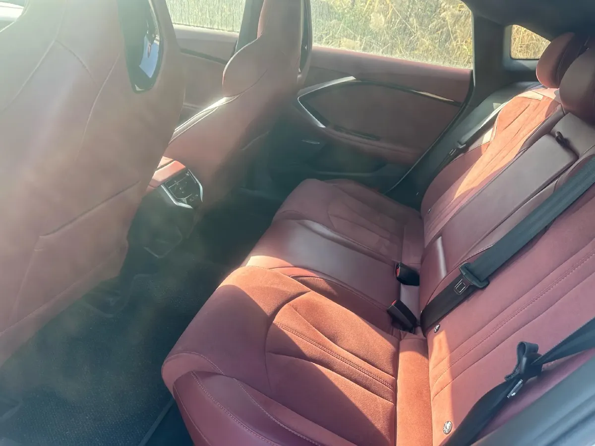 2023 MG 7 2.0T 261HP L4 9AT,autocango,china used car exporter,china ev exporter,chinese used car exporter,chinese used ev exporter