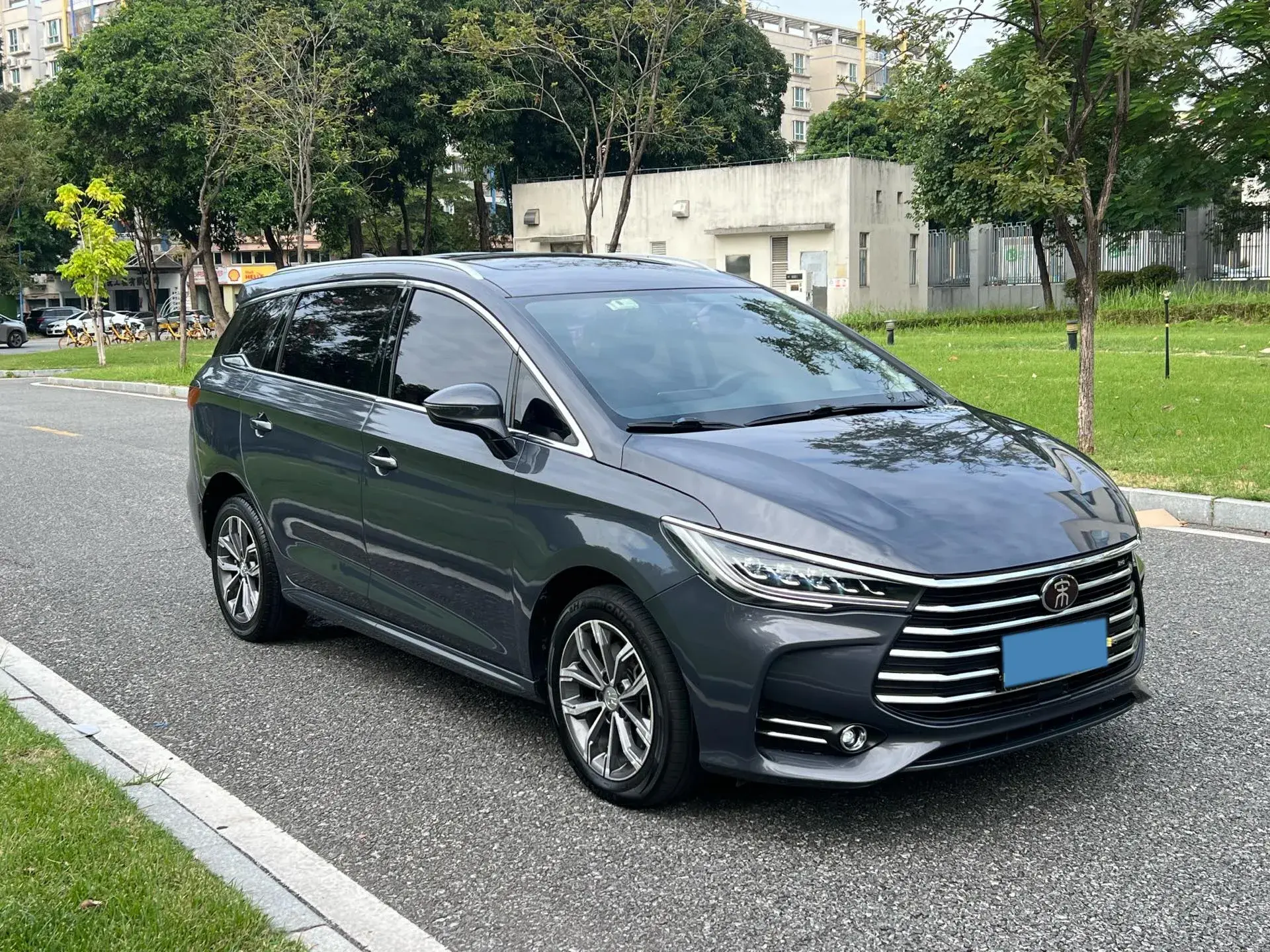 2019 BYD SONG thumbnail 3