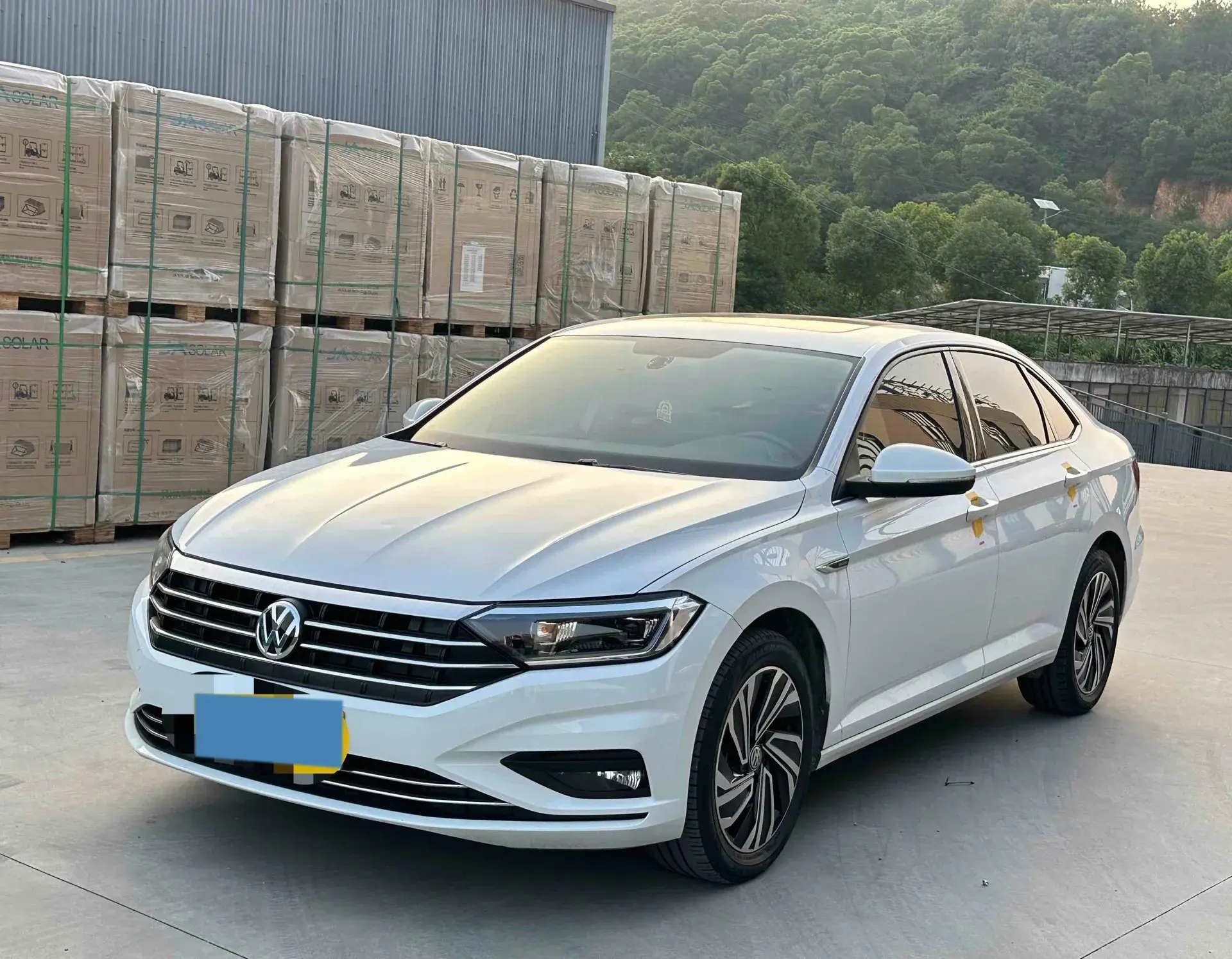 2022 VOLKSWAGEN SAGITAR view 1