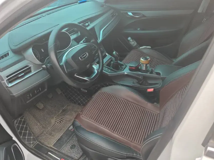 2021 GEELY EMGRAND thumbnail 2