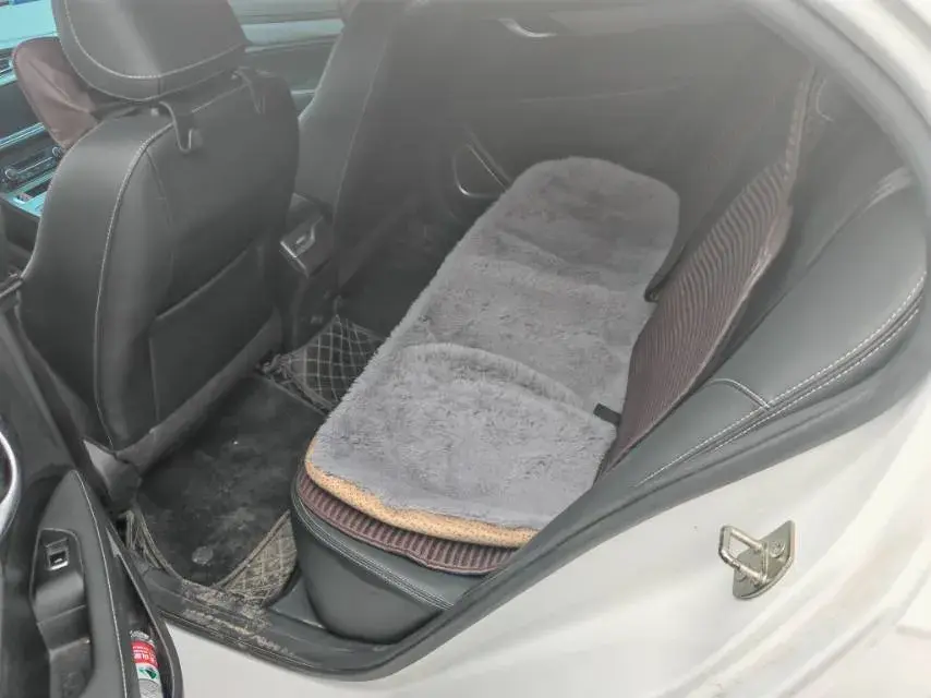 2021 GEELY EMGRAND thumbnail 3