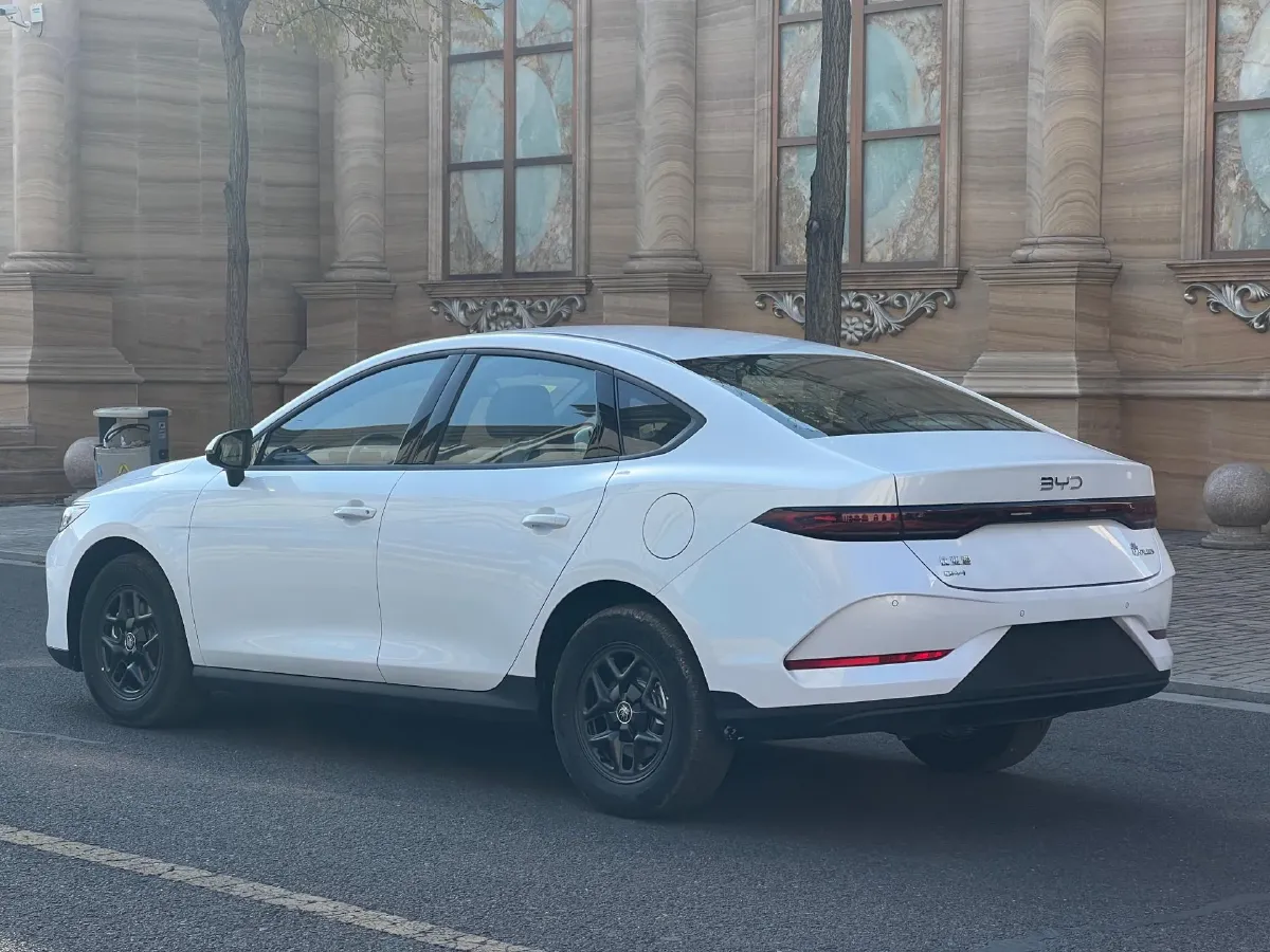 2025 BYD Qin Plus 1.5L 101HP L4 E-CVT PHEV 7.68KWH,autocango,china used car exporter,china ev exporter,chinese used car exporter,chinese used ev exporter