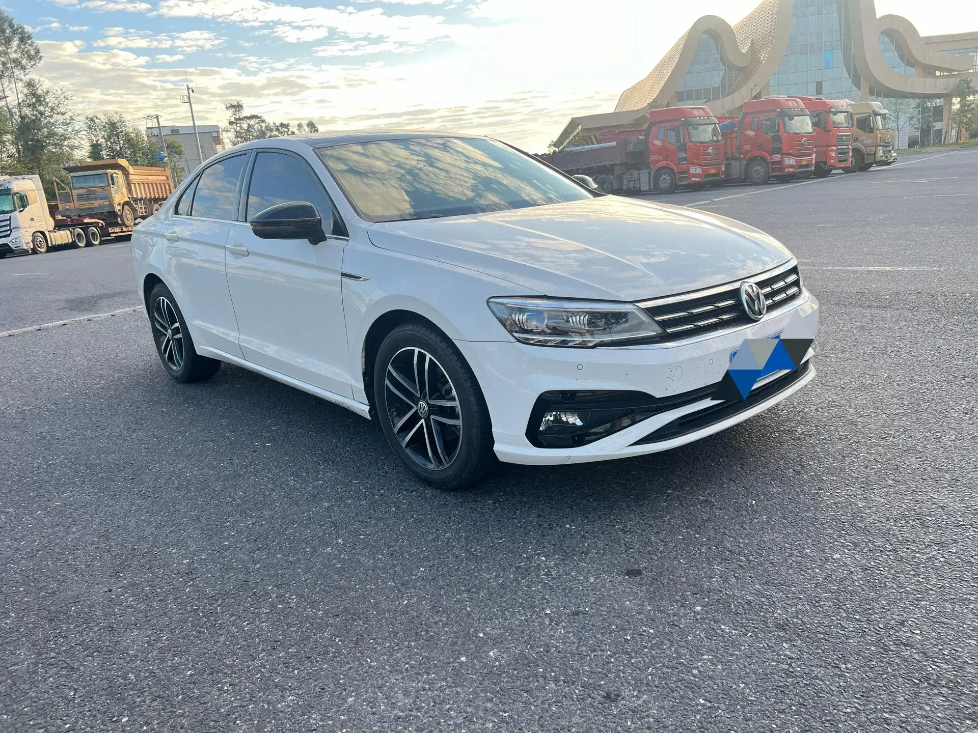 2019 VOLKSWAGEN LAMANDO thumbnail 4