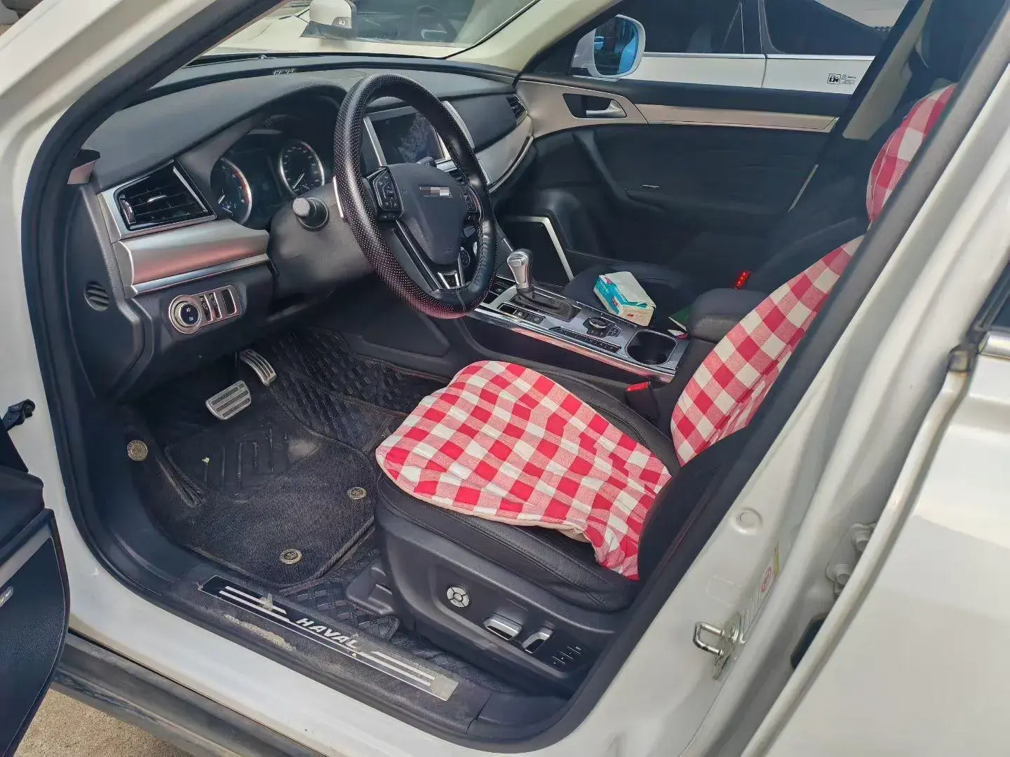 2017 HAVAL H7 thumbnail 4