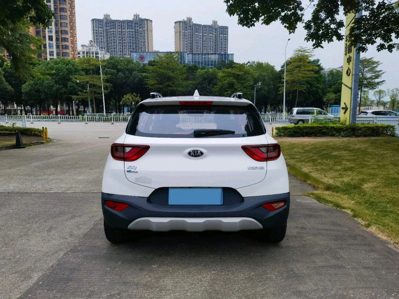 2019 KIA KX1 thumbnail 4