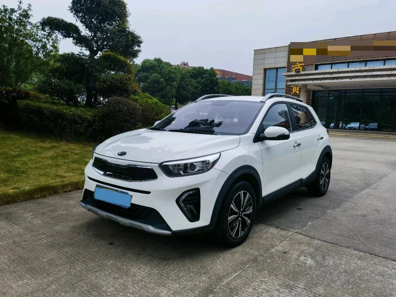 2019 KIA KX1 view 1