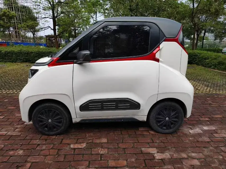 2020 BAOJUN E200 thumbnail 4