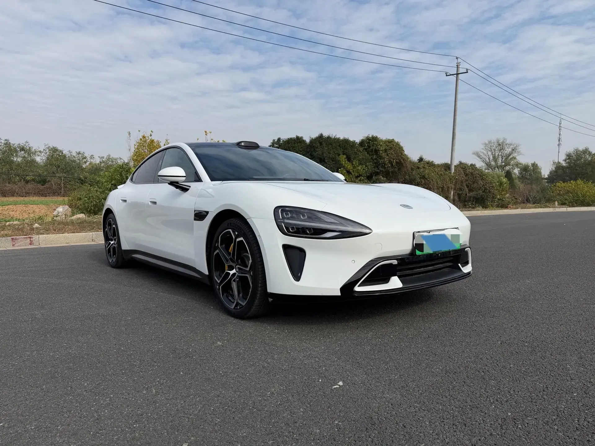 2024 MI SU7 thumbnail 3