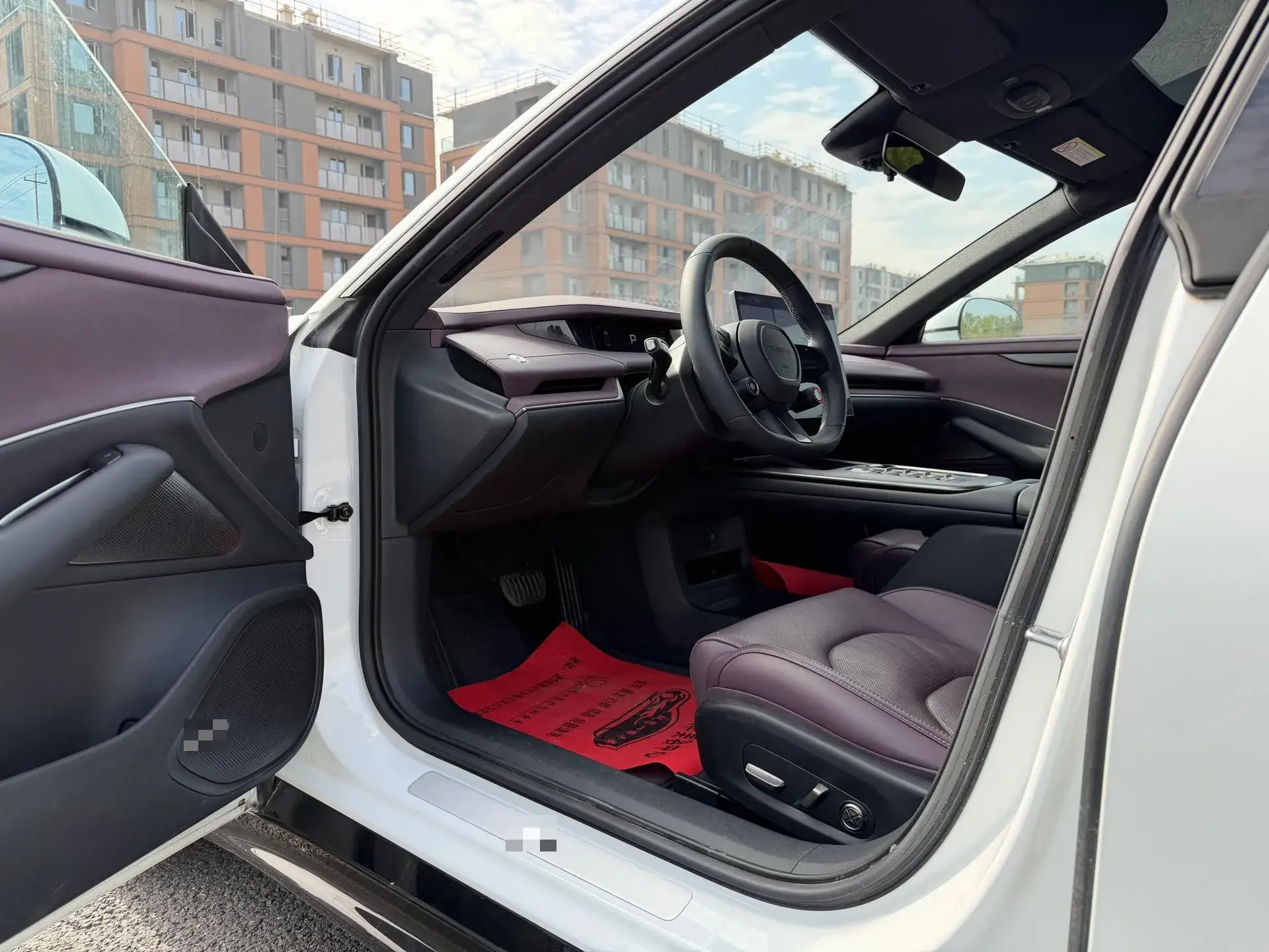 2024 MI SU7 thumbnail 4