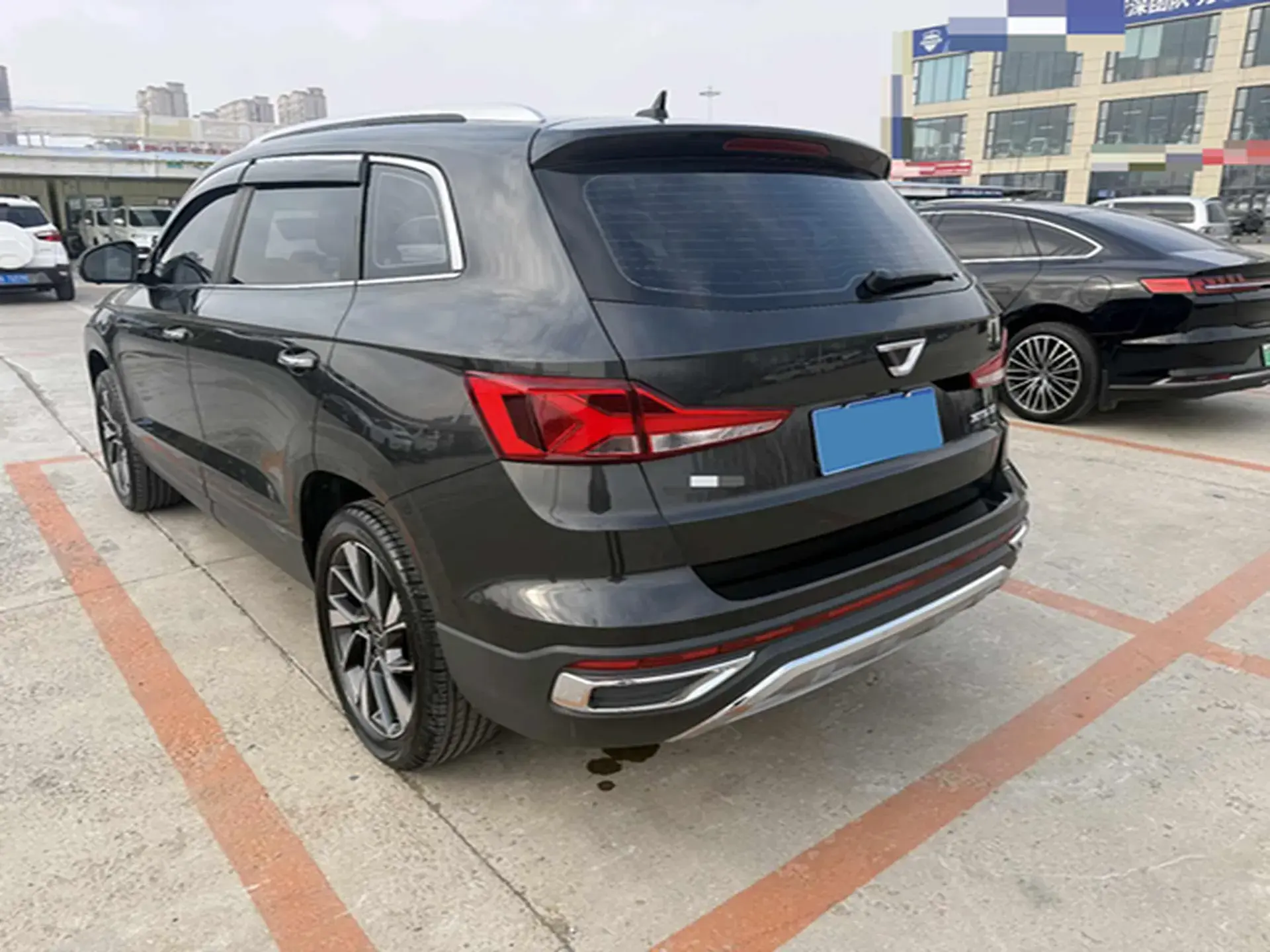 2022 JETTA VS7 thumbnail 4