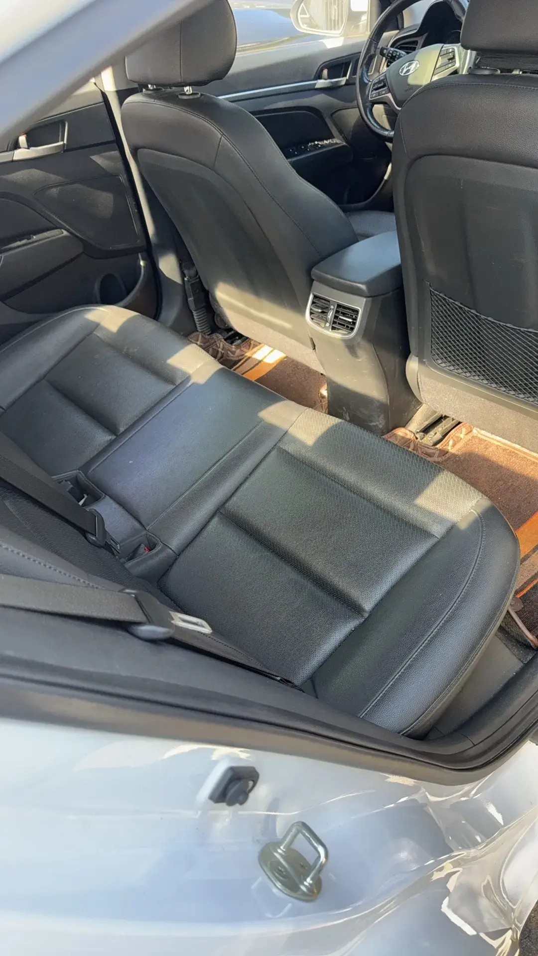 2019 HYUNDAI ELANTRA thumbnail 4