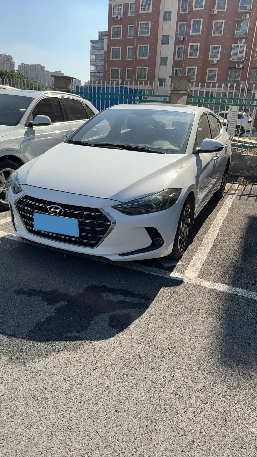 2019 HYUNDAI ELANTRA view 1