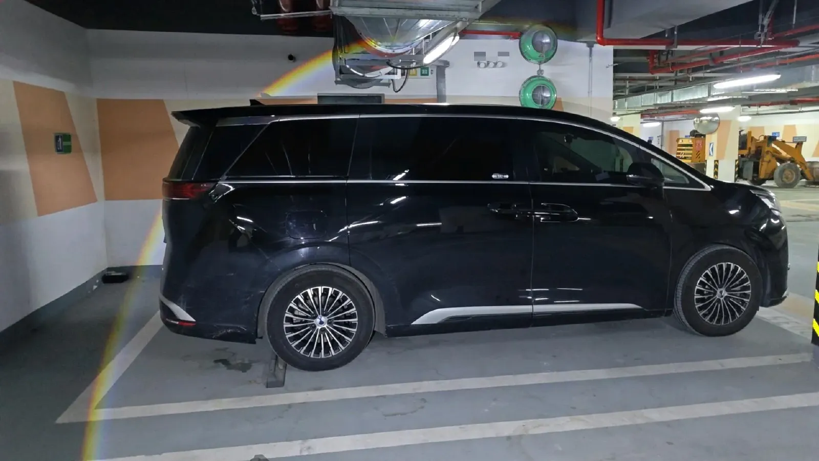 2022 Denza D9 1.5T 139HP L4 E-CVT PHEV 40.06KWH,autocango,china used car exporter,china ev exporter,chinese used car exporter,chinese used ev exporter