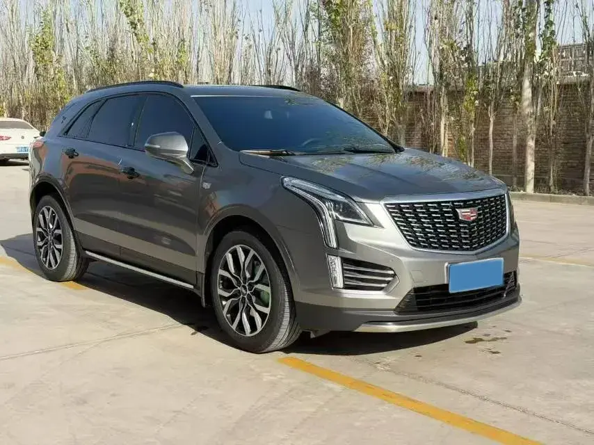 2024 CADILLAC XT5 thumbnail 3