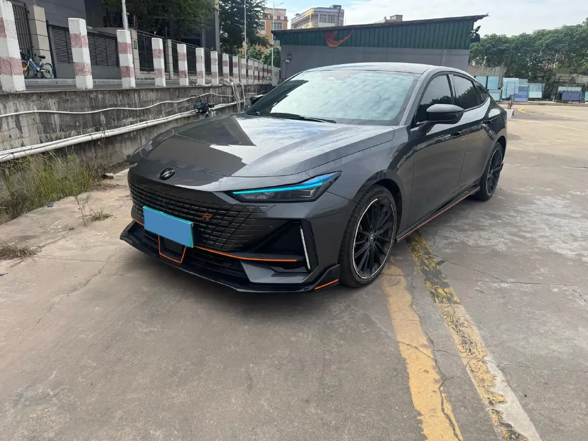 2022 ChangAn UNI-V 1.5T 188HP L4 7DCT 2022 ChangAn UNI-V 1.5T 188HP L4 7DCT