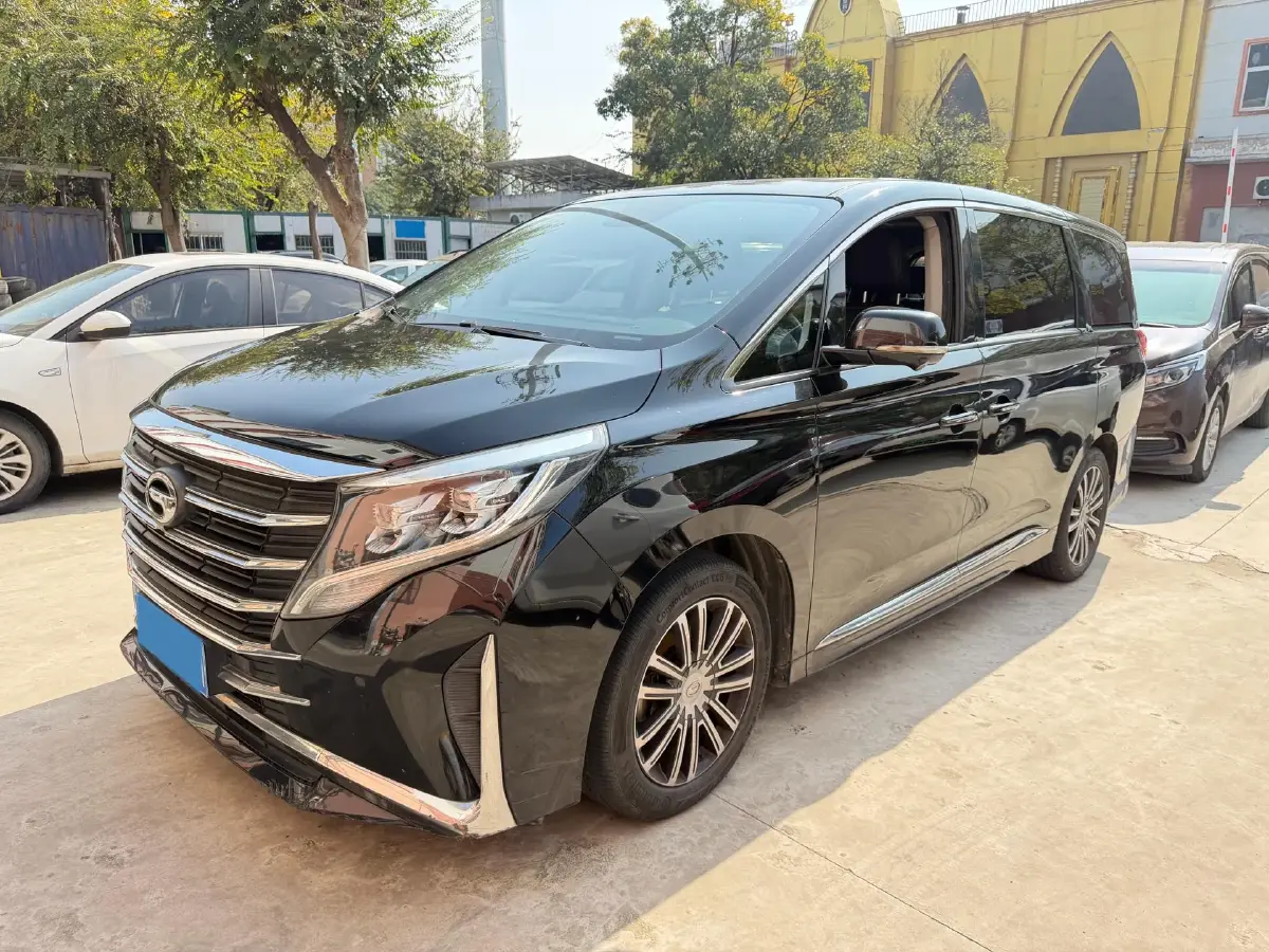 2021 GAC Trumpchi M8 2.0T 252HP L4 8AT