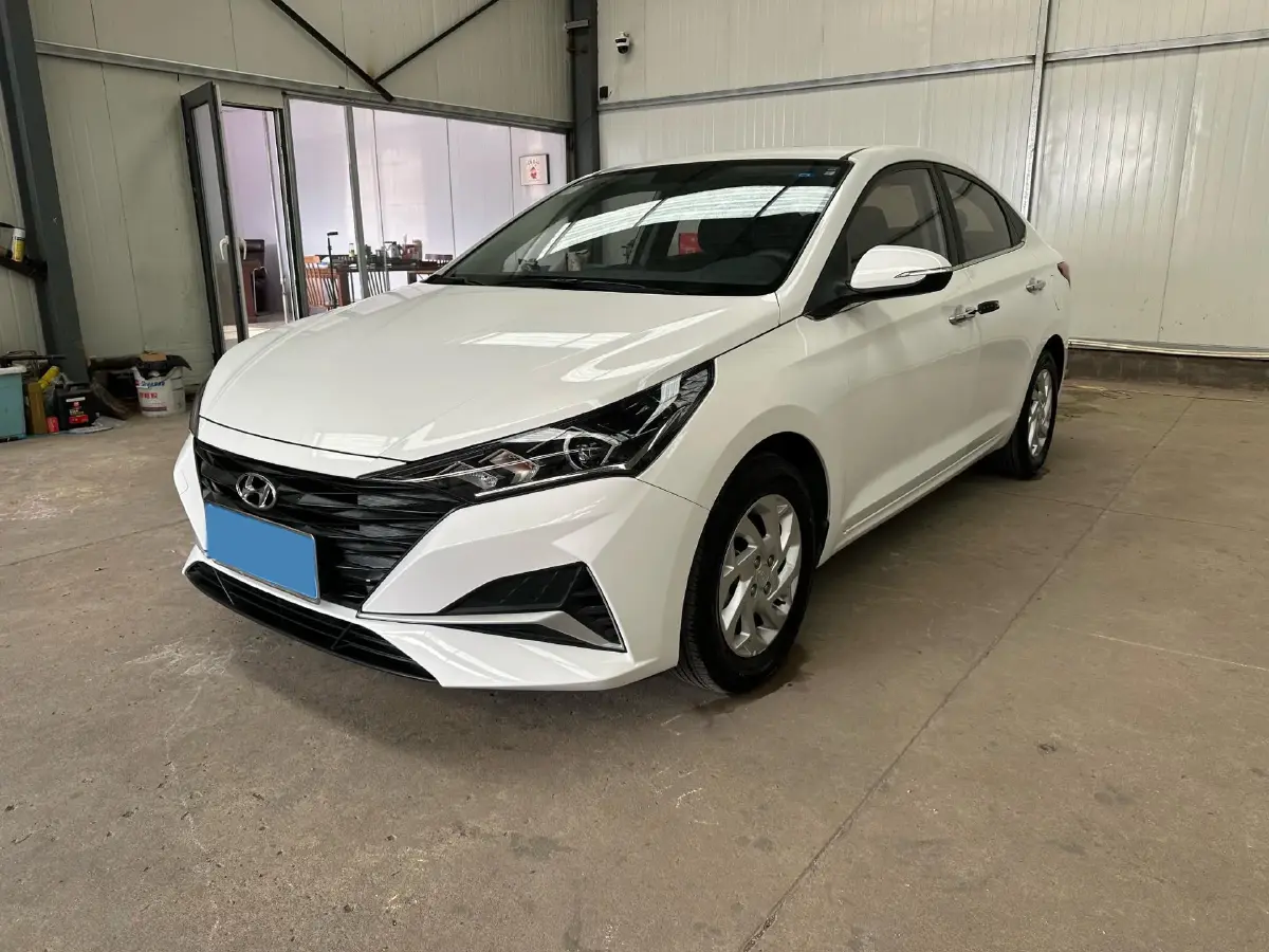 2020 Hyundai Verna 1.4L 100HP L4 6MT