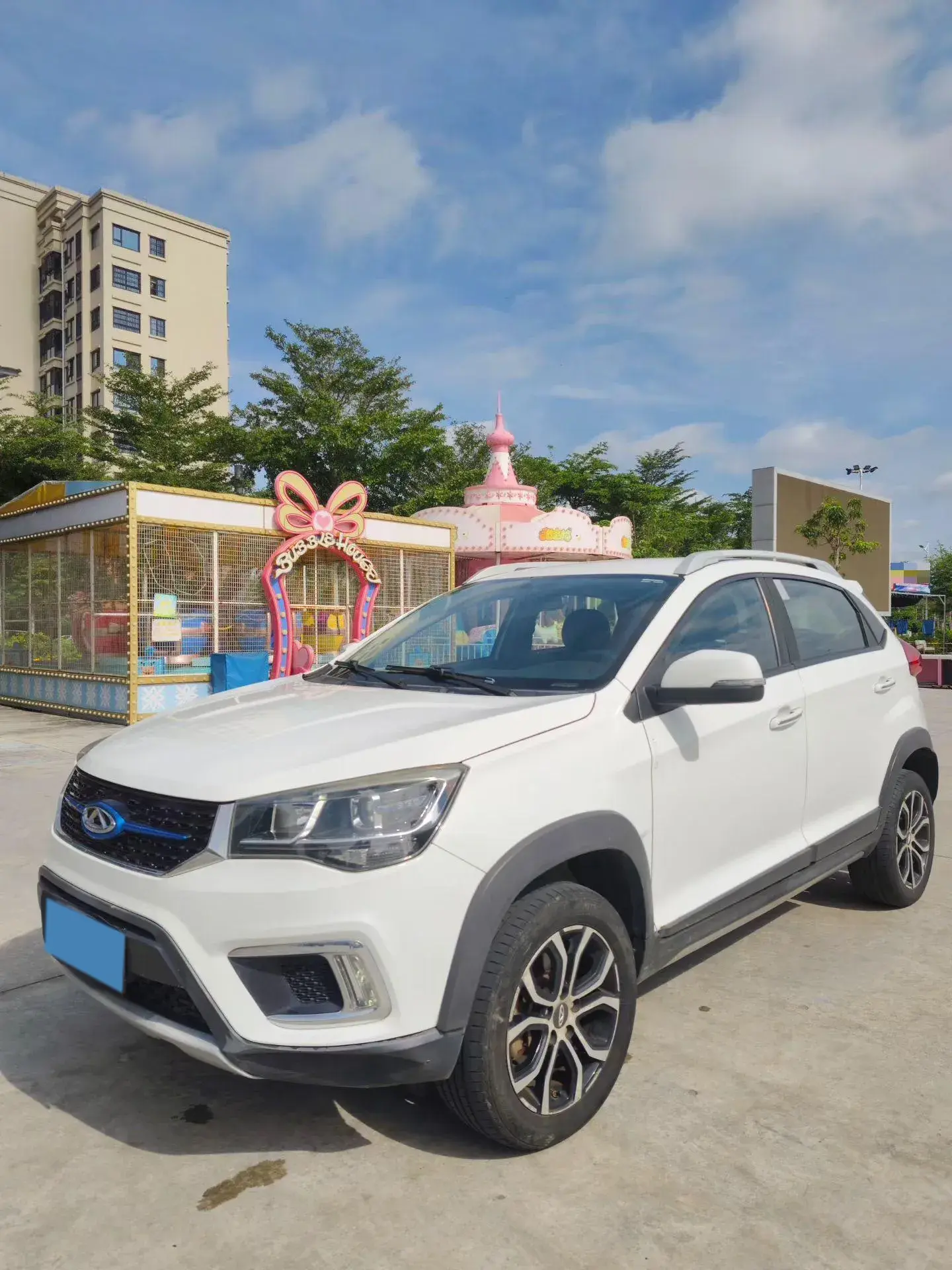 2018 CHERY EV view 1