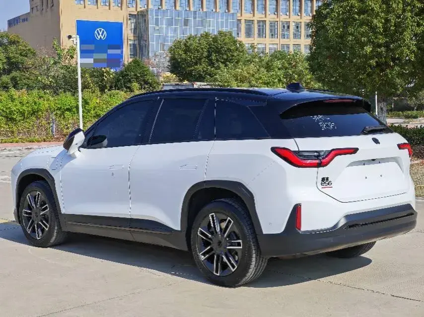 2020 NIO ES6 thumbnail 3