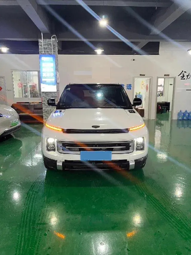 2023 GEELY ICON thumbnail 2