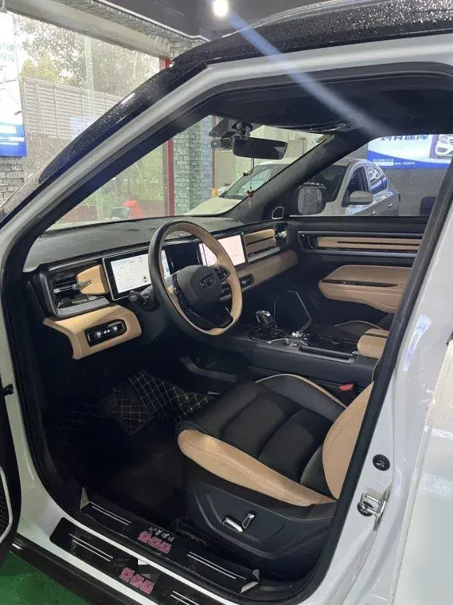 2023 GEELY ICON thumbnail 4