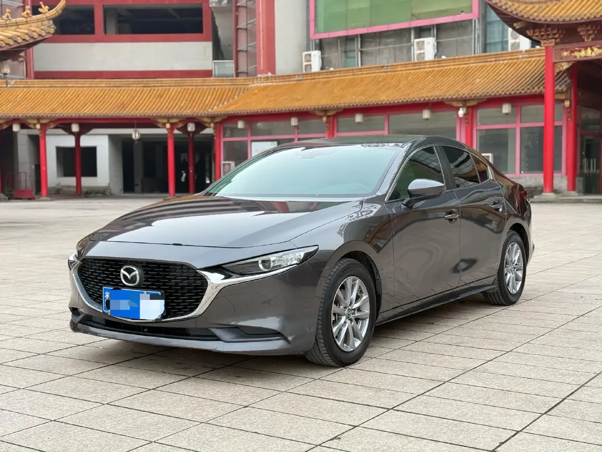 2022 Mazda 3 Axela 2.0L 158HP L4 6AT