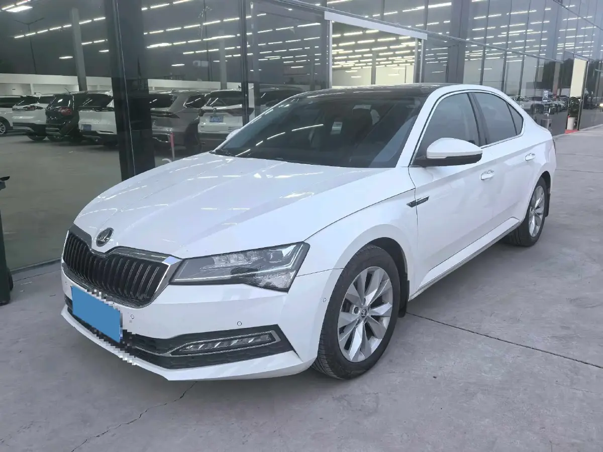 2019 Skoda Superb 1.4T 150HP L4 7DCT