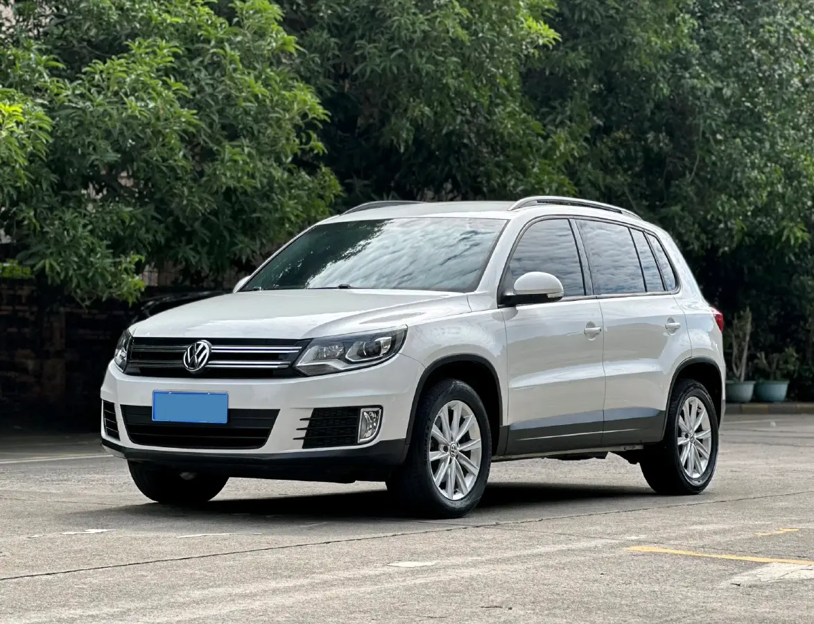 2016 Volkswagen Tiguan 1.4T 150HP L4 6DCT