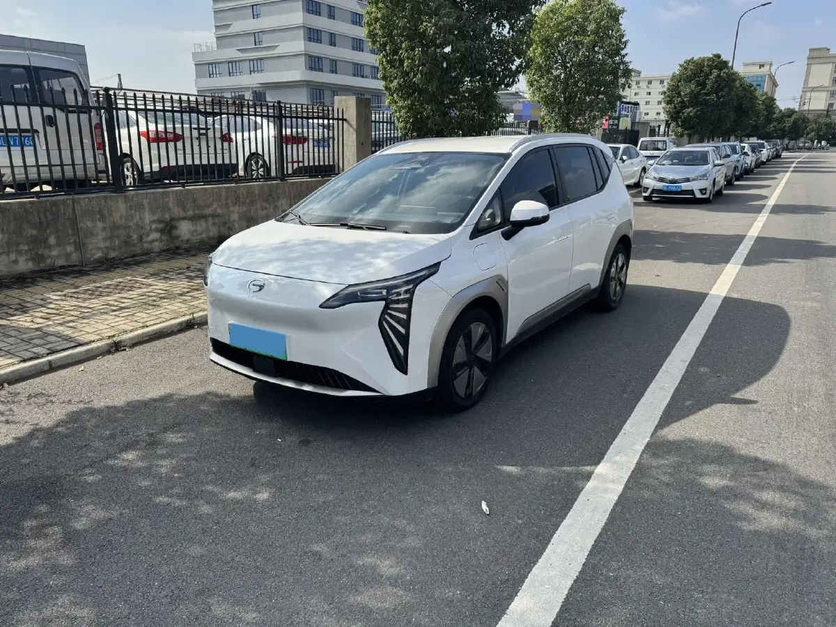 2023 Aion Y BEV 51.9KWH