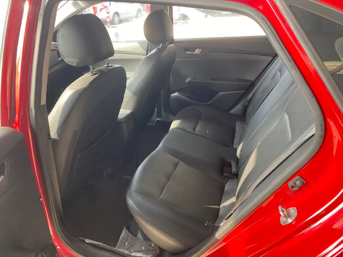 2017 Hyundai Verna RV 1.4L 100HP L4 6AT,autocango,china used car exporter,china ev exporter,chinese used car exporter,chinese used ev exporter