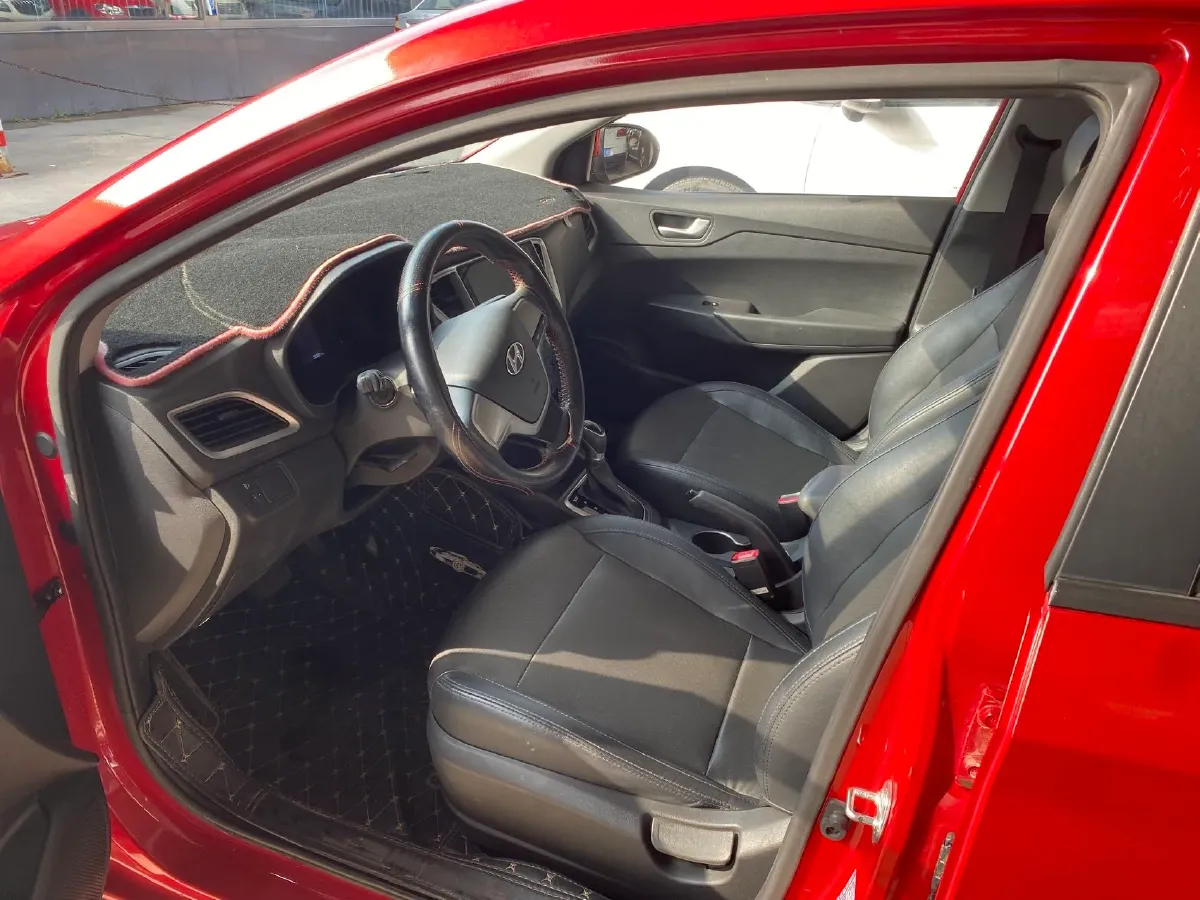 2017 Hyundai Verna RV 1.4L 100HP L4 6AT,autocango,china used car exporter,china ev exporter,chinese used car exporter,chinese used ev exporter