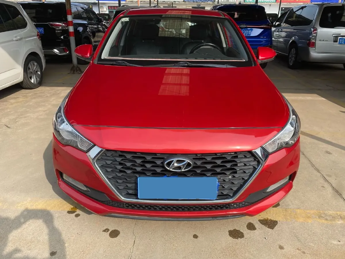 2017 Hyundai Verna RV 1.4L 100HP L4 6AT,autocango,china used car exporter,china ev exporter,chinese used car exporter,chinese used ev exporter