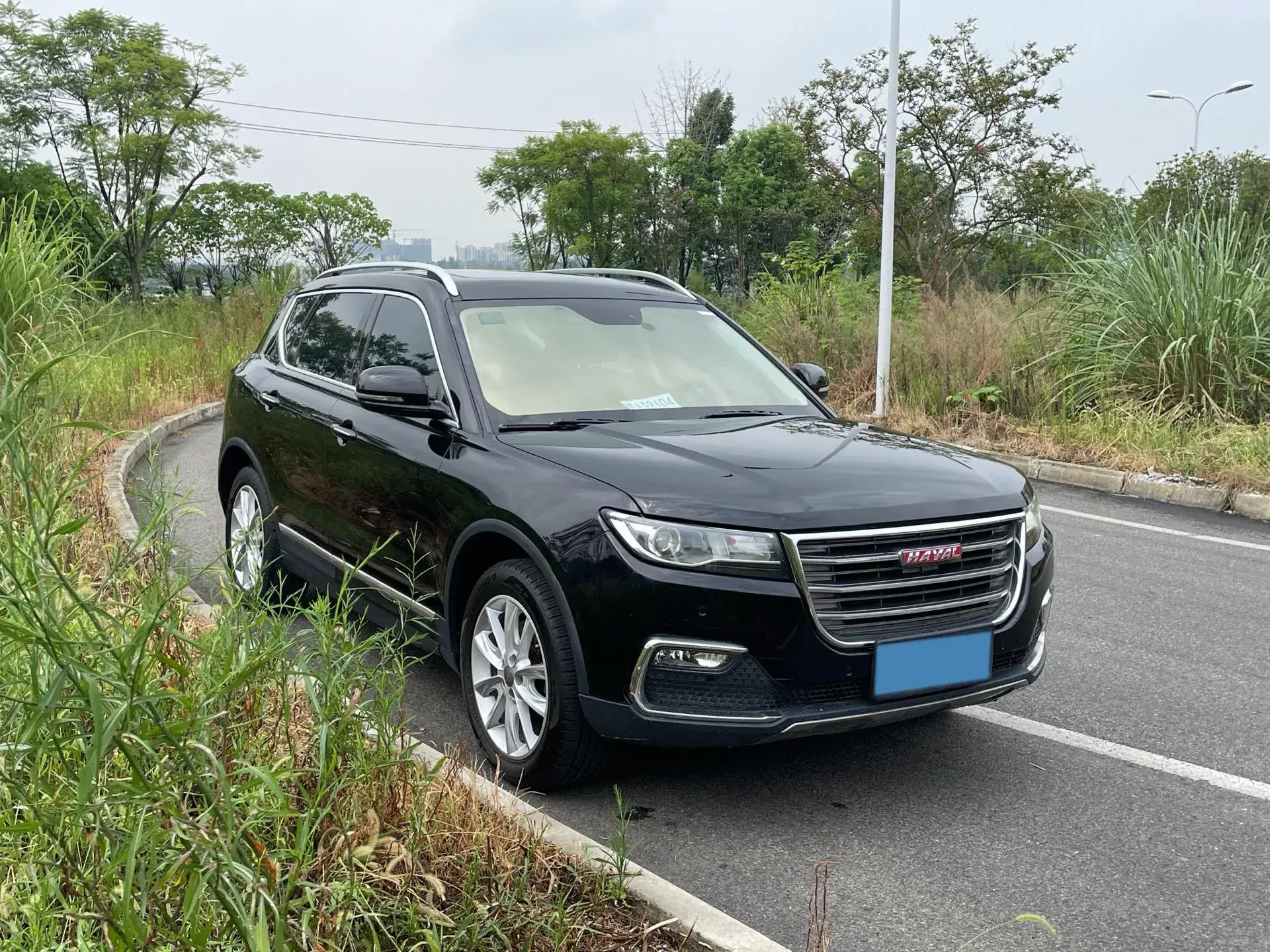 2017 HAVAL H7 thumbnail 3