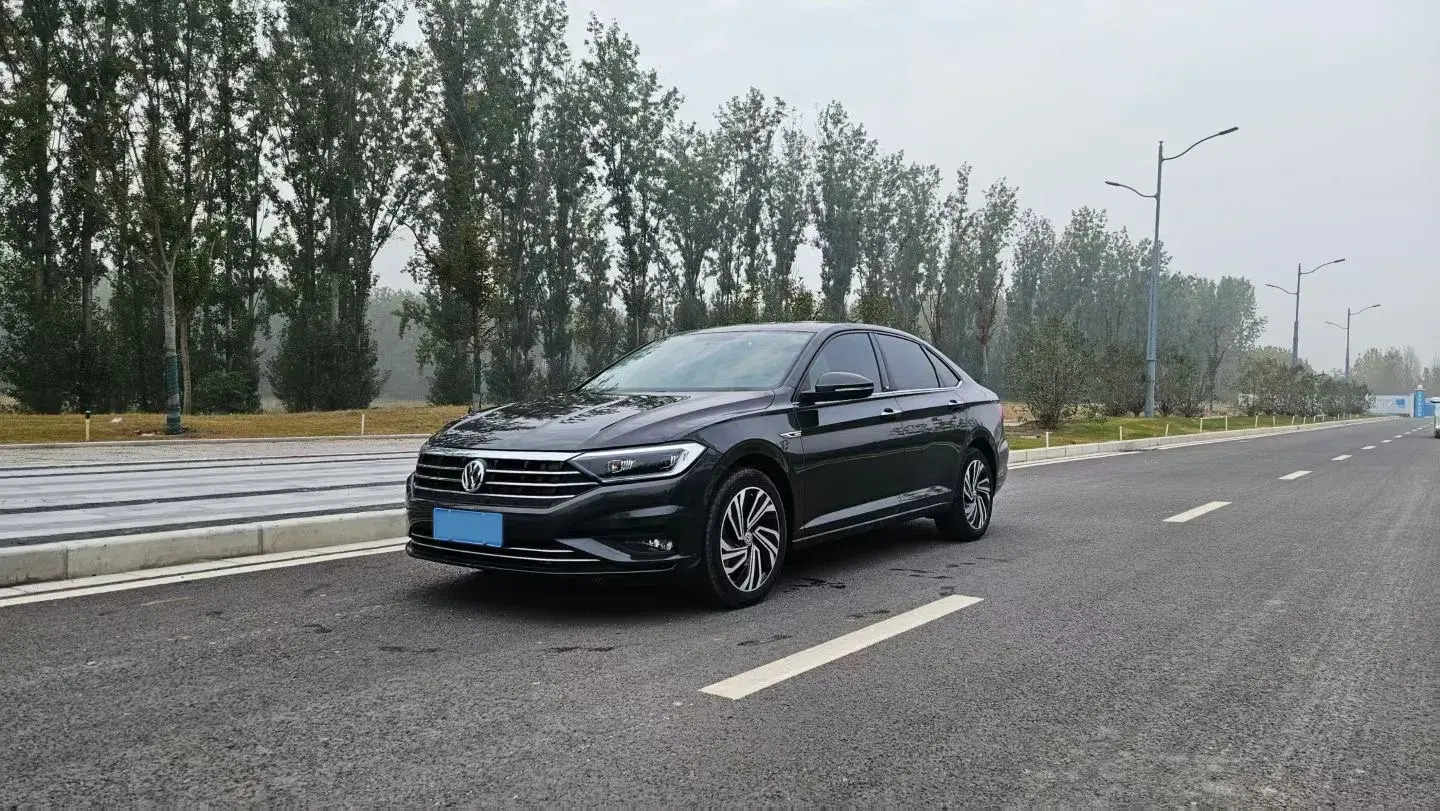 2021 Volkswagen Sagitar 1.4T 150HP L4 7DCT