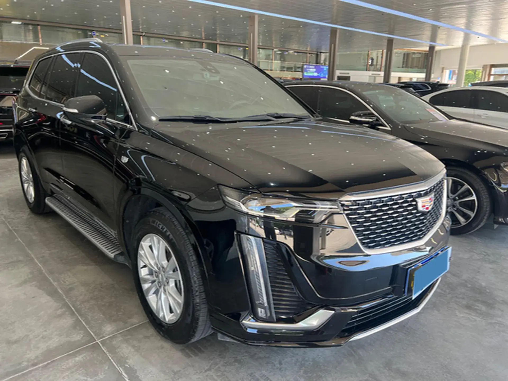 2022 CADILLAC XT6 thumbnail 2