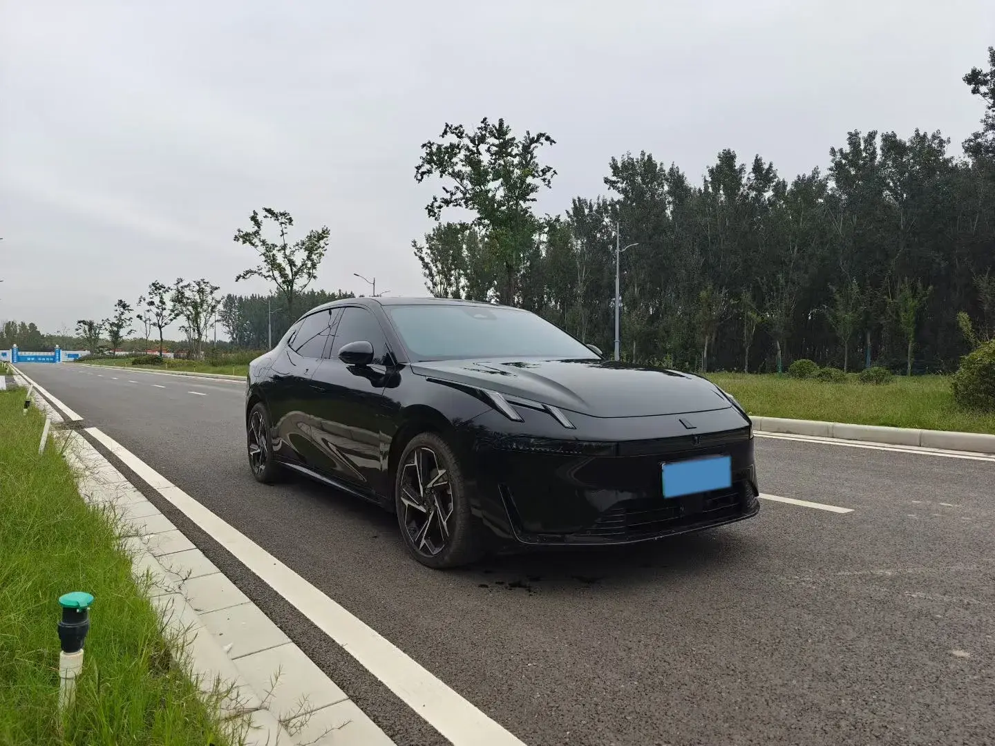 2024 LYNK&CO 07 thumbnail 3