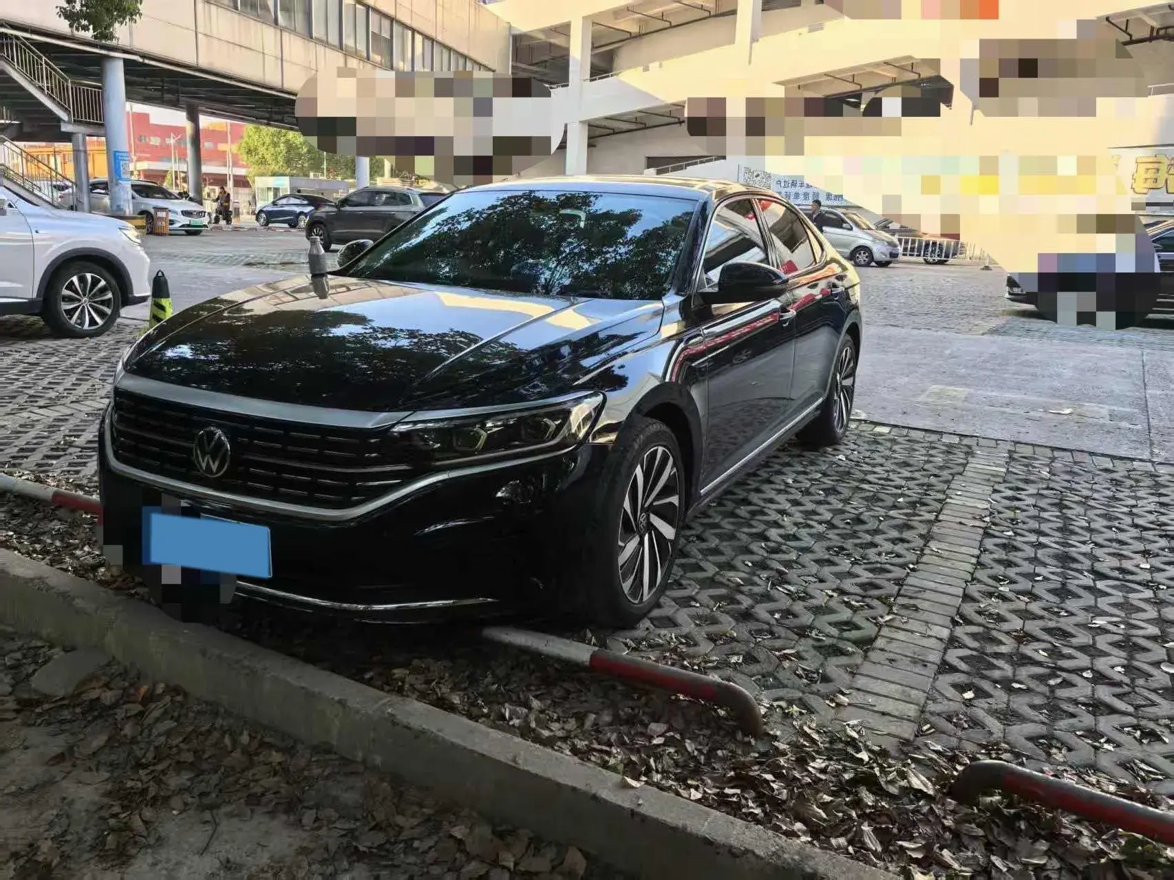 2022 VOLKSWAGEN PASSAT view 1