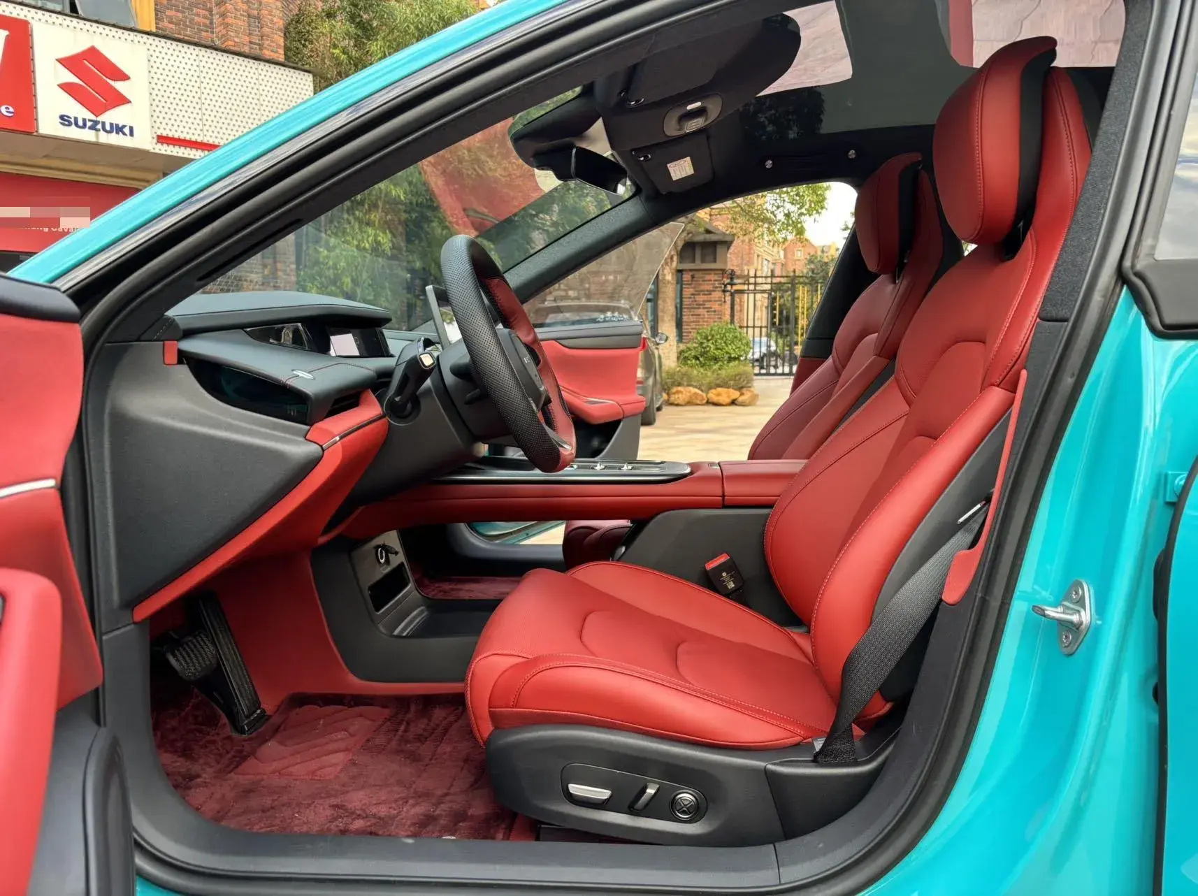 2024 MI SU7 thumbnail 4