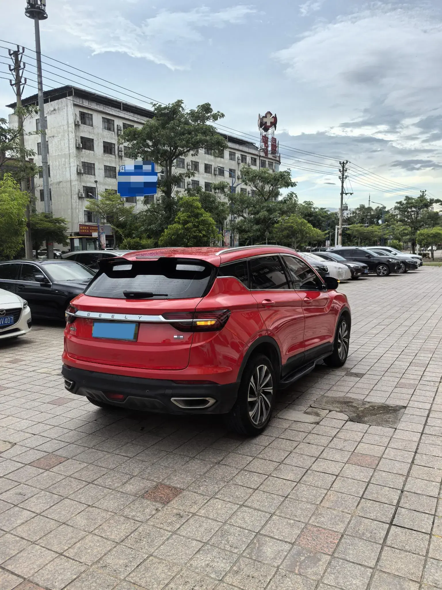 2019 GEELY COOLRAY thumbnail 4