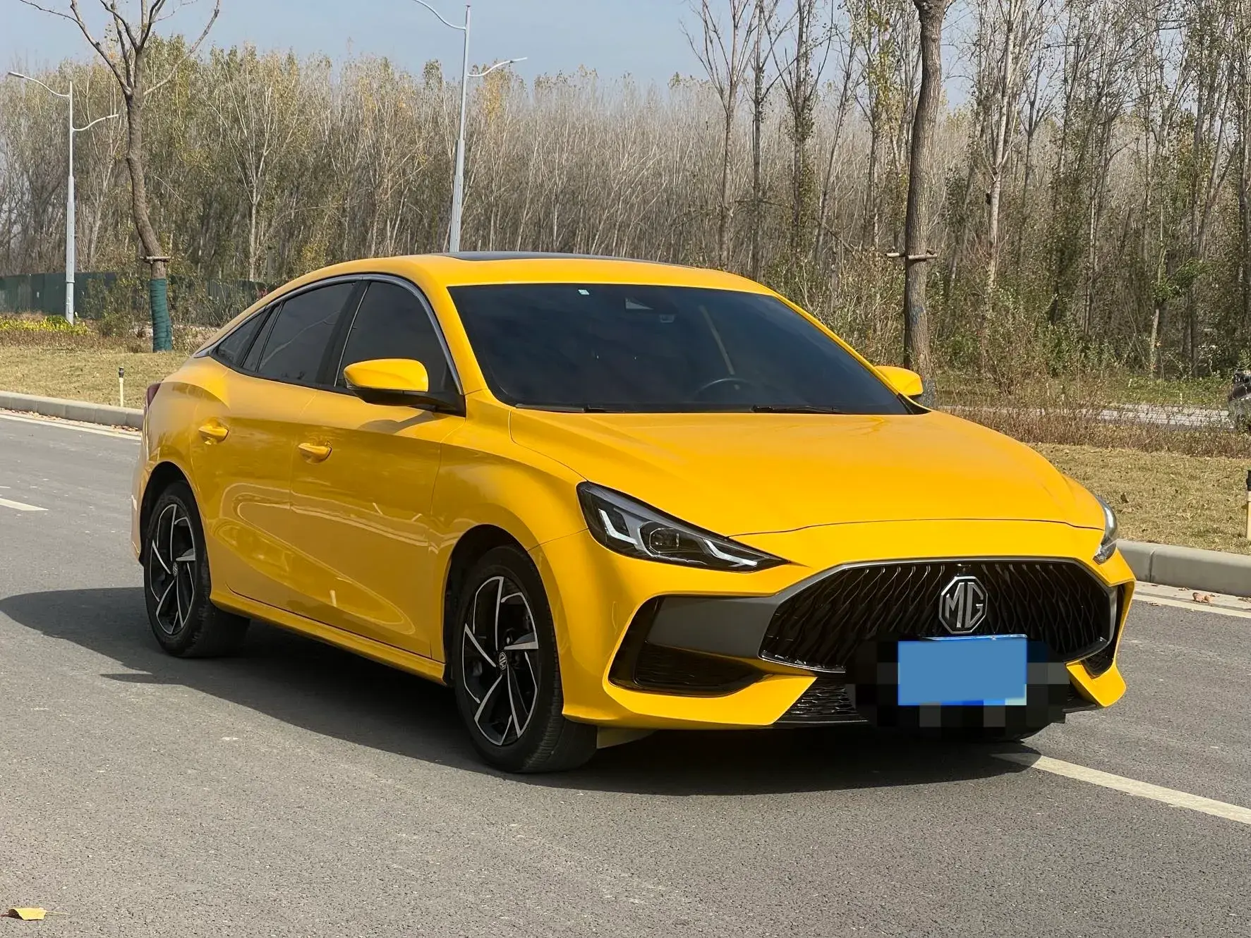 2021 MG 5 thumbnail 3