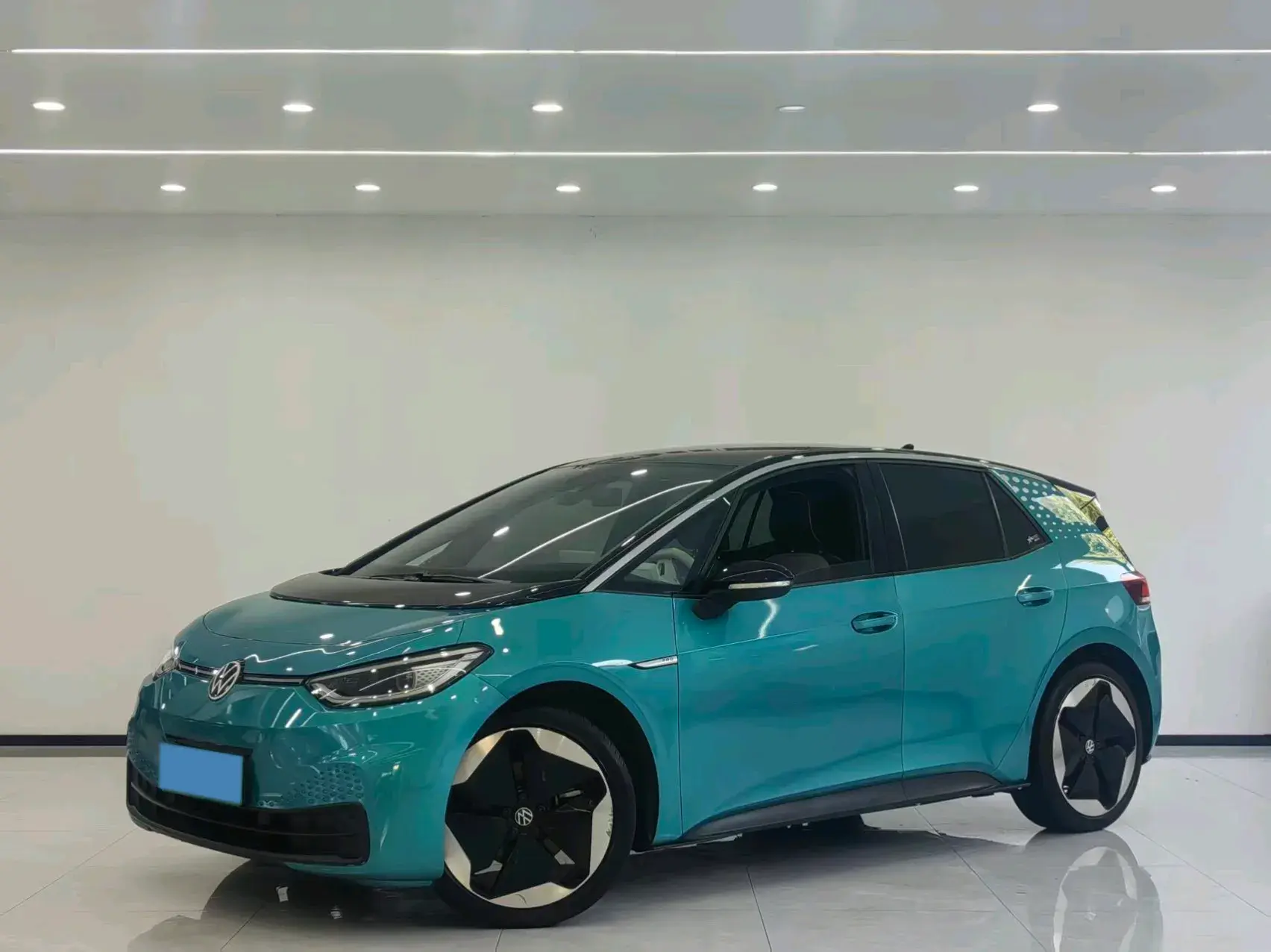 2021 VOLKSWAGEN ID.3 view 1