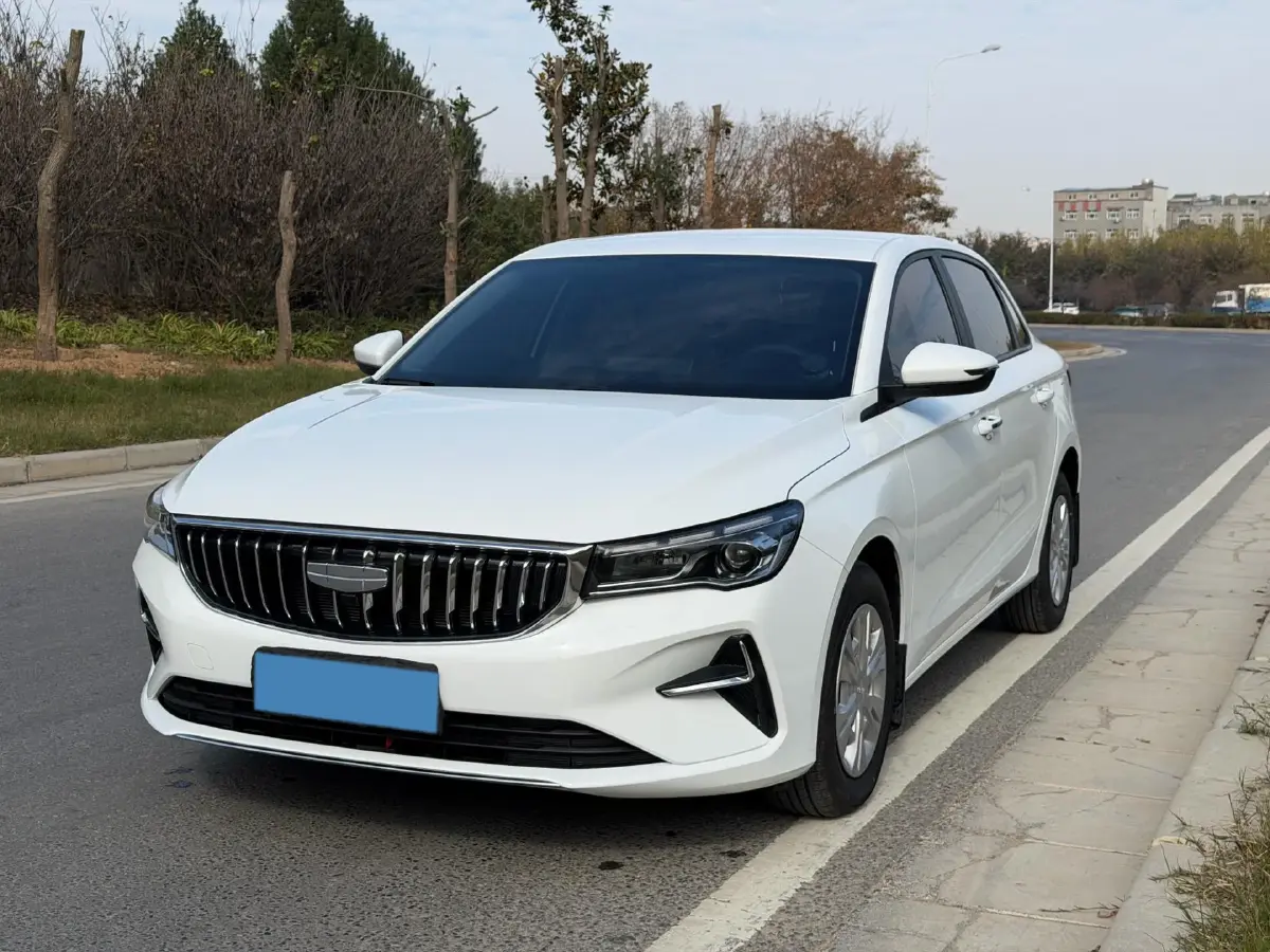 2025 Geely Emgrand 1.5L 127HP L4 5MT