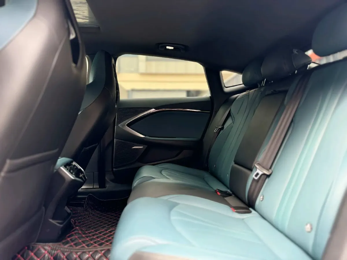 2023 MG 7 1.5T 188HP L4 7DCT,autocango,china used car exporter,china ev exporter,chinese used car exporter,chinese used ev exporter