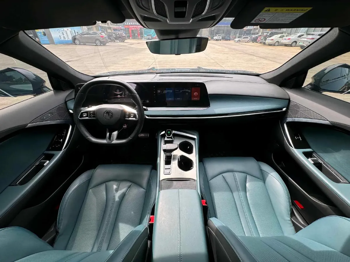 2023 MG 7 1.5T 188HP L4 7DCT,autocango,china used car exporter,china ev exporter,chinese used car exporter,chinese used ev exporter