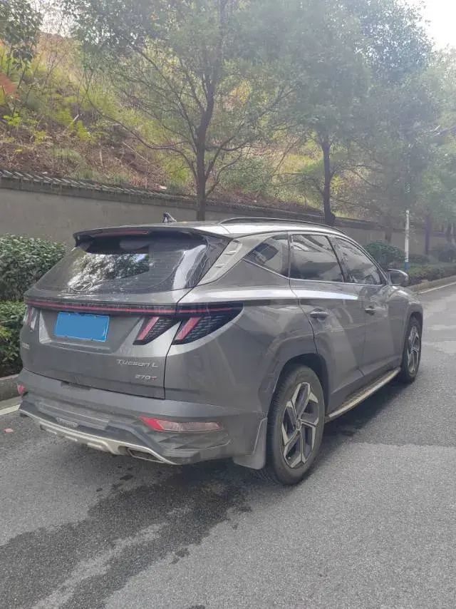 2022 HYUNDAI TUCSON thumbnail 4