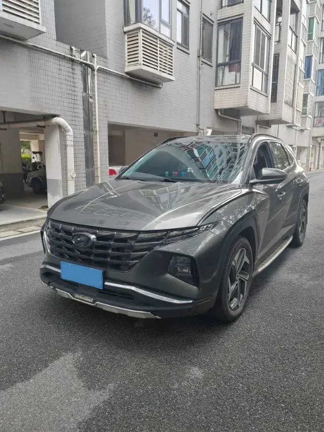 2022 HYUNDAI TUCSON view 1