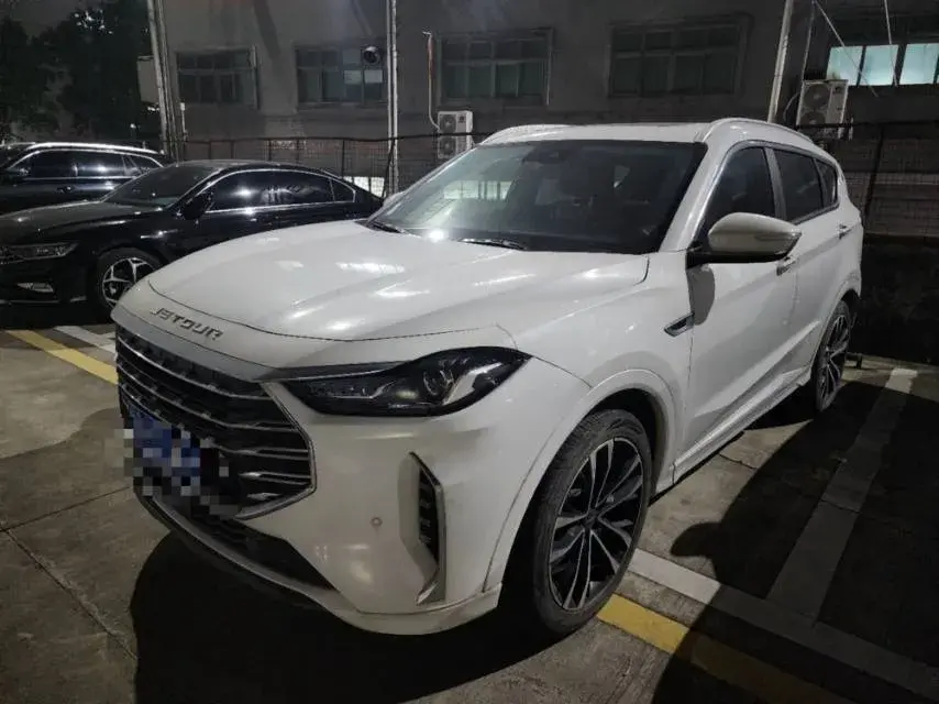 2021 JETOUR X70 view 1