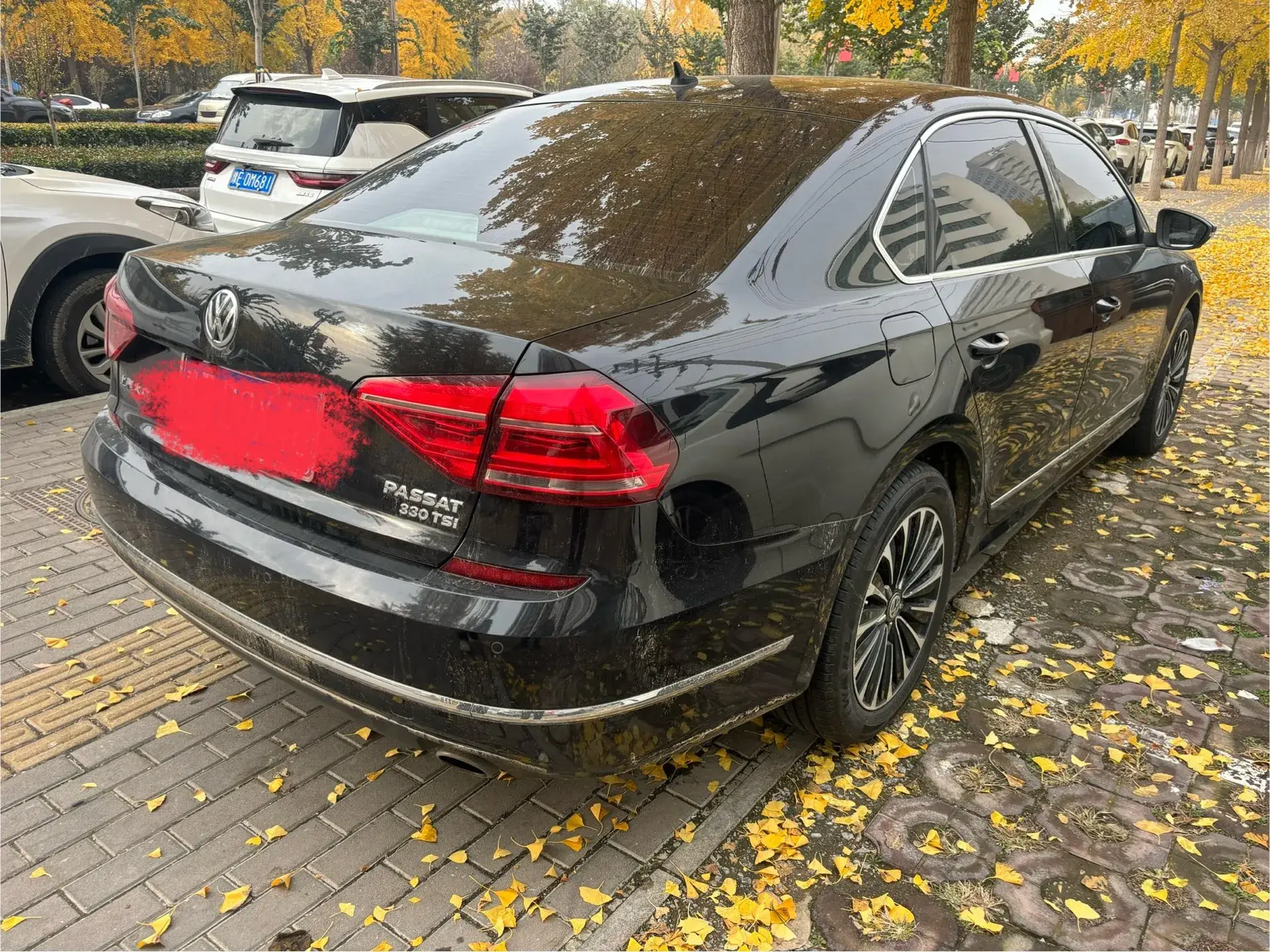 2017 VOLKSWAGEN PASSAT thumbnail 2